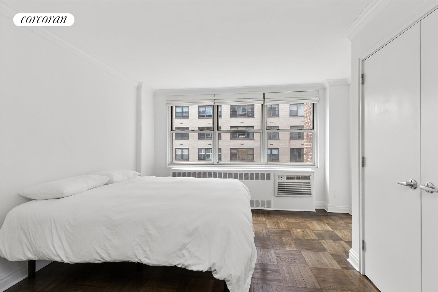 310 East 70th Street, Unit 7D Manhattan, NY 10021 - Photo 6 of 14