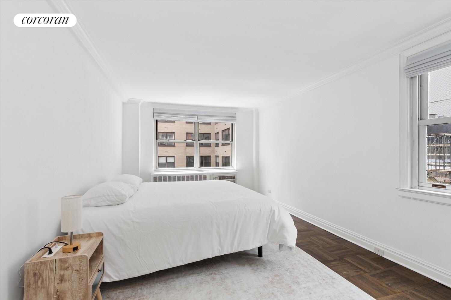 310 East 70th Street, Unit 7D Manhattan, NY 10021 - Photo 9 of 14