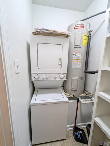 $1,095 | 612 South Kenilworth Parkway, Unit 1H, Baton Rouge, LA 70820