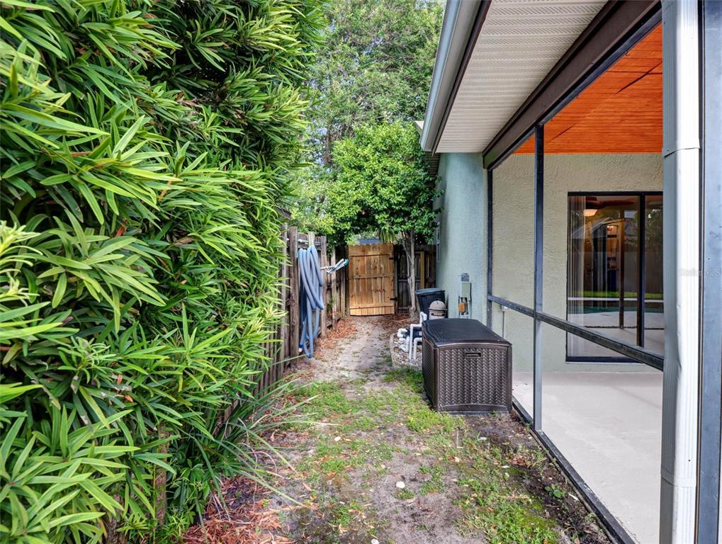 2021 Todd Road Clearwater, FL 33763 - Photo 9 of 59