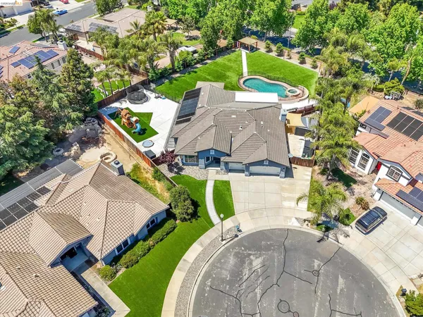 $1,399,999 | 1109 San Donato Court, Brentwood, CA 94513