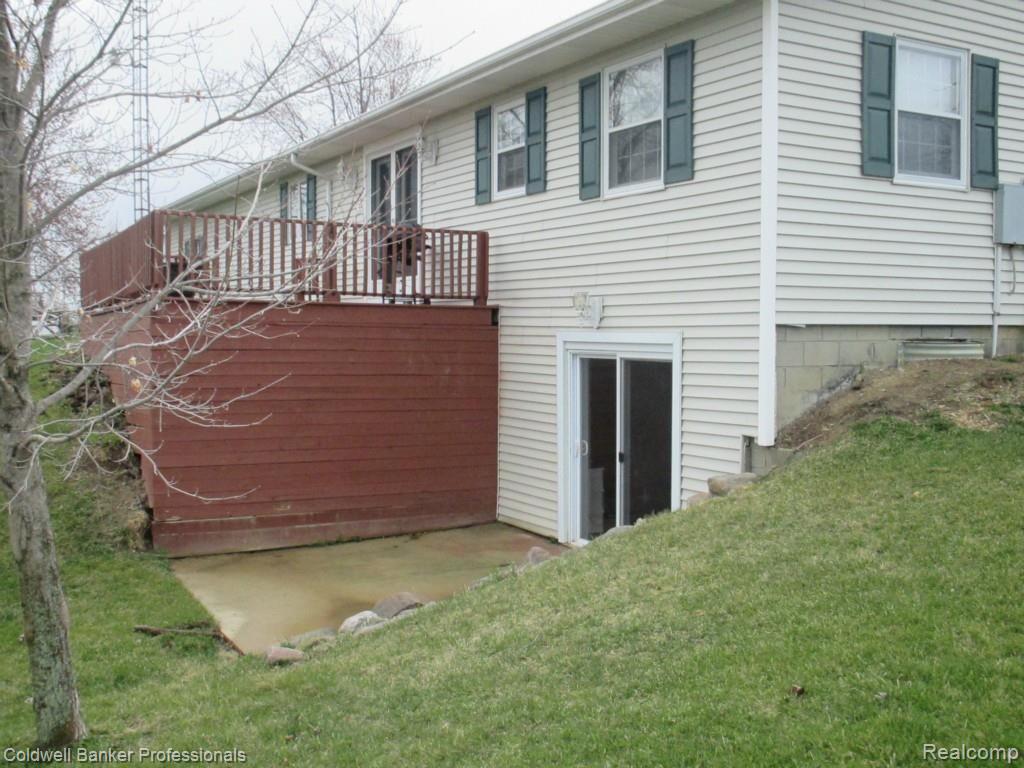 4101 Barnes Road North Branch, MI 48461 - Photo 75 of 90 IMG_1041.jpg