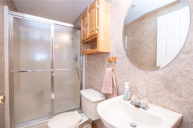 5550 Dutch Ridge Road Beaver, PA 15009 - Photo 15 of 15 Lower level full bath.