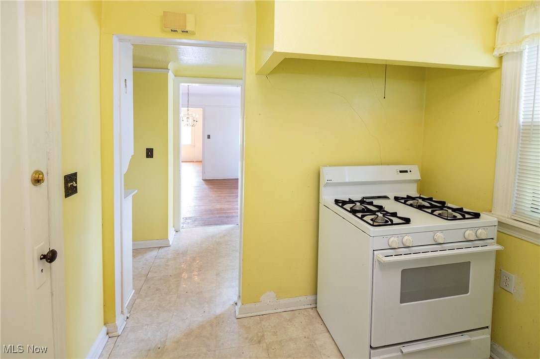3666 Lindholm Road Cleveland, OH 44120 - Photo 25 of 42