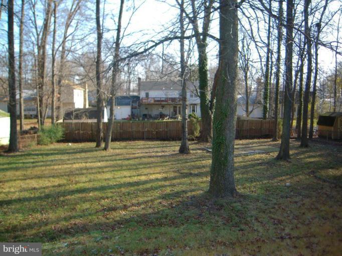9204 Cross Bow Road Fort Washington, MD 20744 - Photo 11 of 17 rear yard