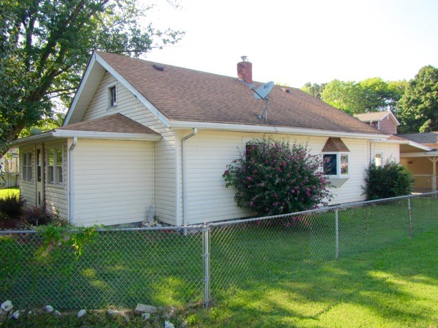 604 McCarty Road Princeton, IN 47670 - Photo 1 of 17 Gallery Image 1