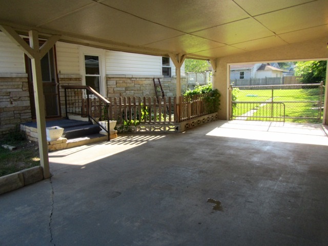 604 McCarty Road Princeton, IN 47670 - Photo 6 of 17 Gallery Image 6