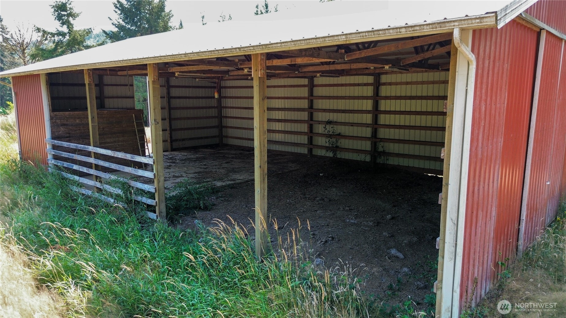 773 Lucas Creek Road Chehalis, WA 98532 - Photo 24 of 37 a view of backyard with garden