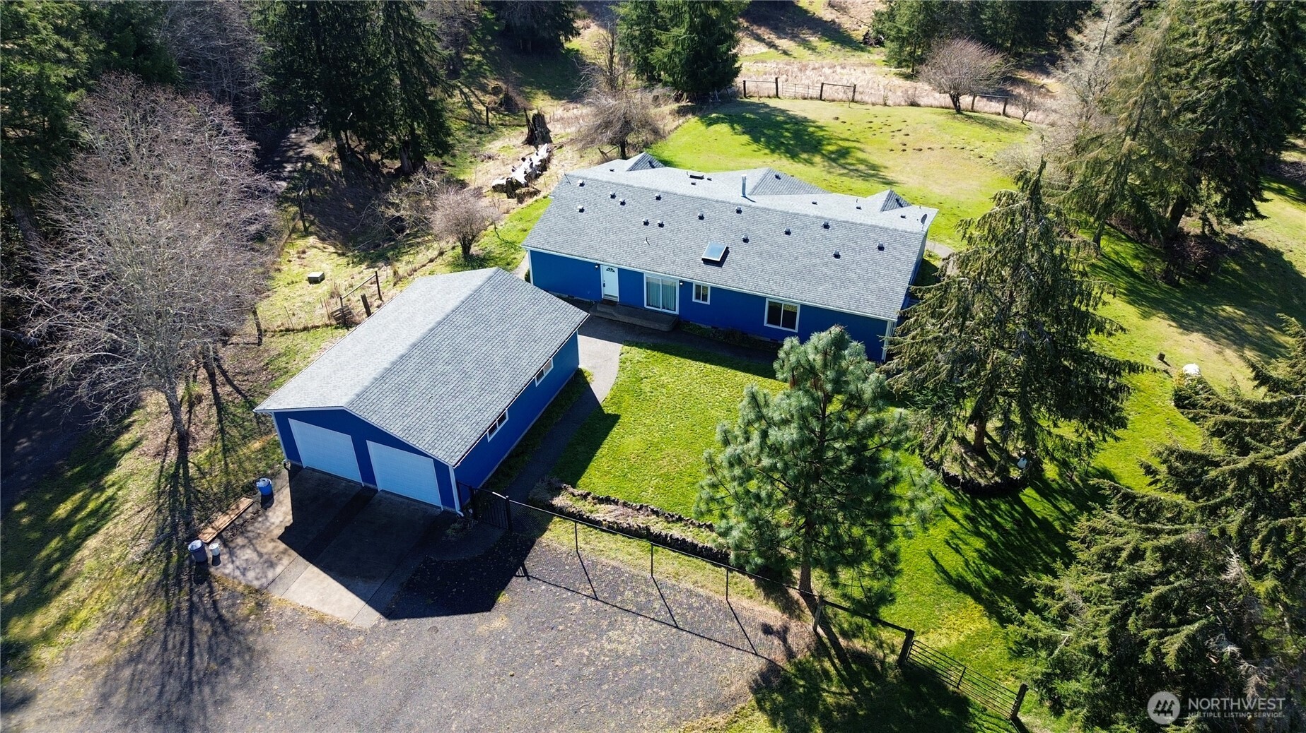 773 Lucas Creek Road Chehalis, WA 98532 - Photo 34 of 40 an aerial view of a house having swimming pool