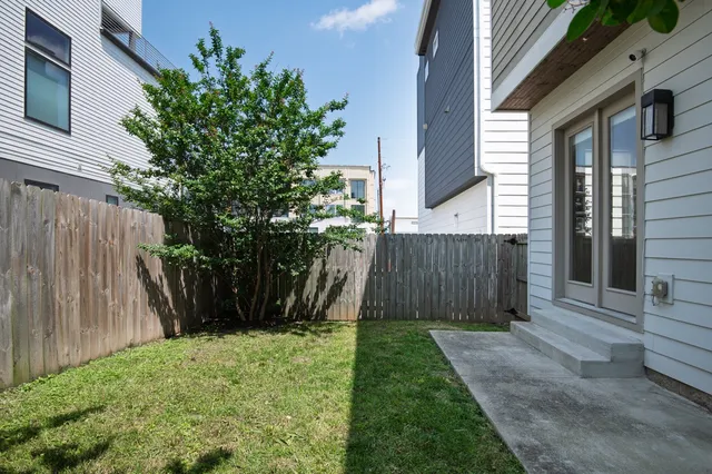 $4,450 | 1002 A Southside Avenue, Nashville, TN 37203