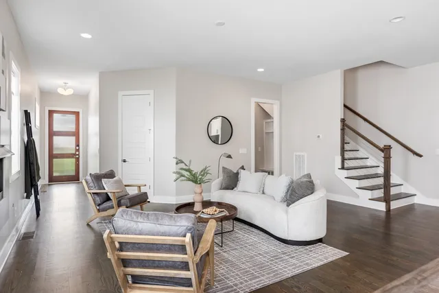 $4,450 | 1002 A Southside Avenue, Nashville, TN 37203