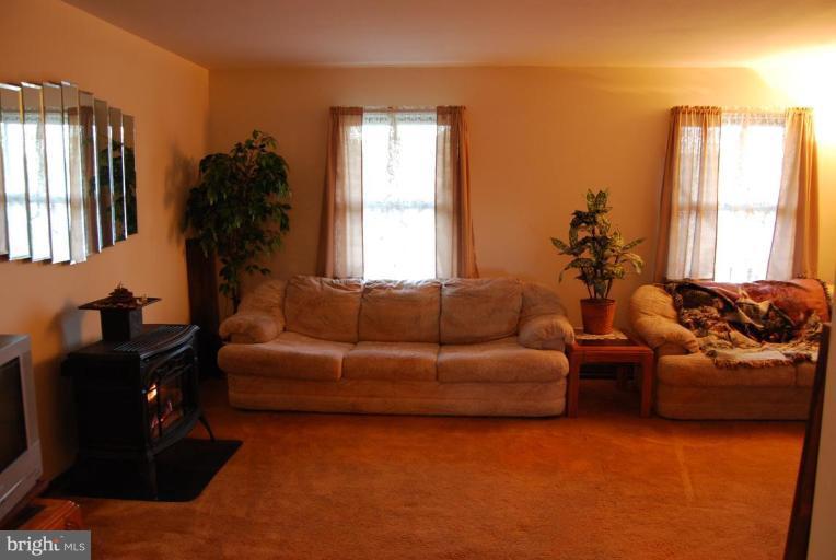 2811 Fridinger Mill Road Manchester, MD 21102 - Photo 6 of 14 Family Room #2