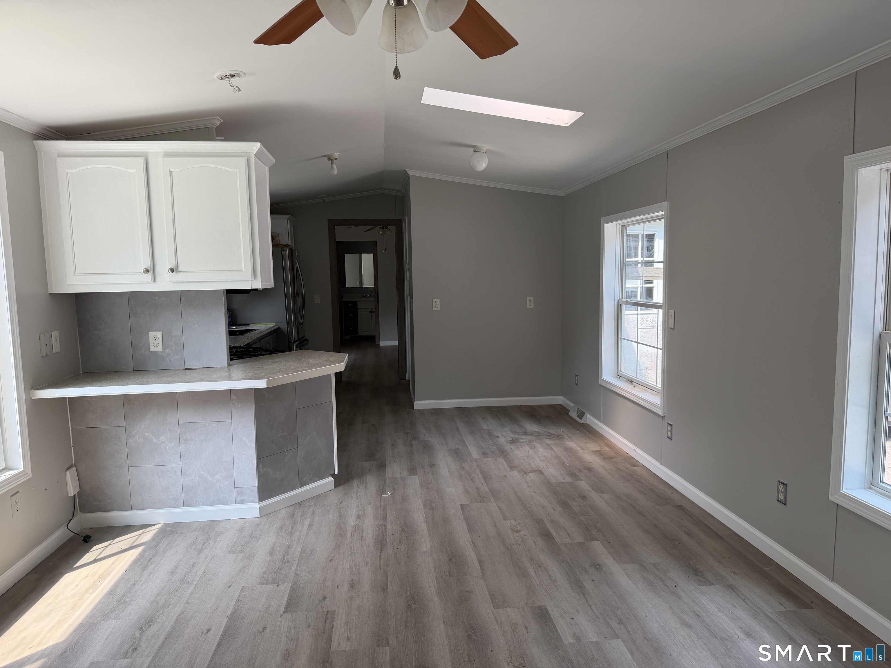1042 Poquonnock Road Groton, CT 06340 - Photo 6 of 14 Gallery Image 6
