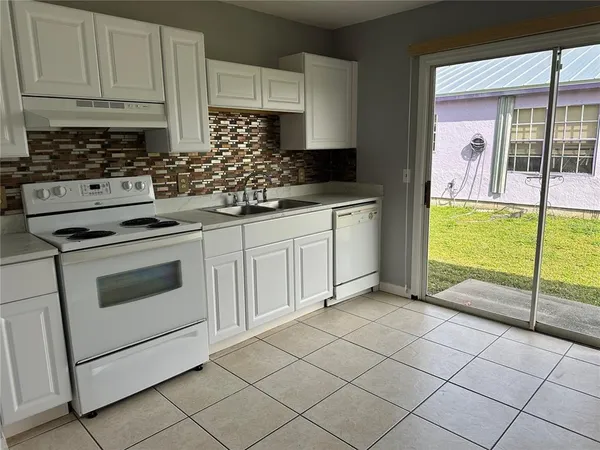 $1,400 | 425 Ricold Terrace, Port Charlotte, FL 33954