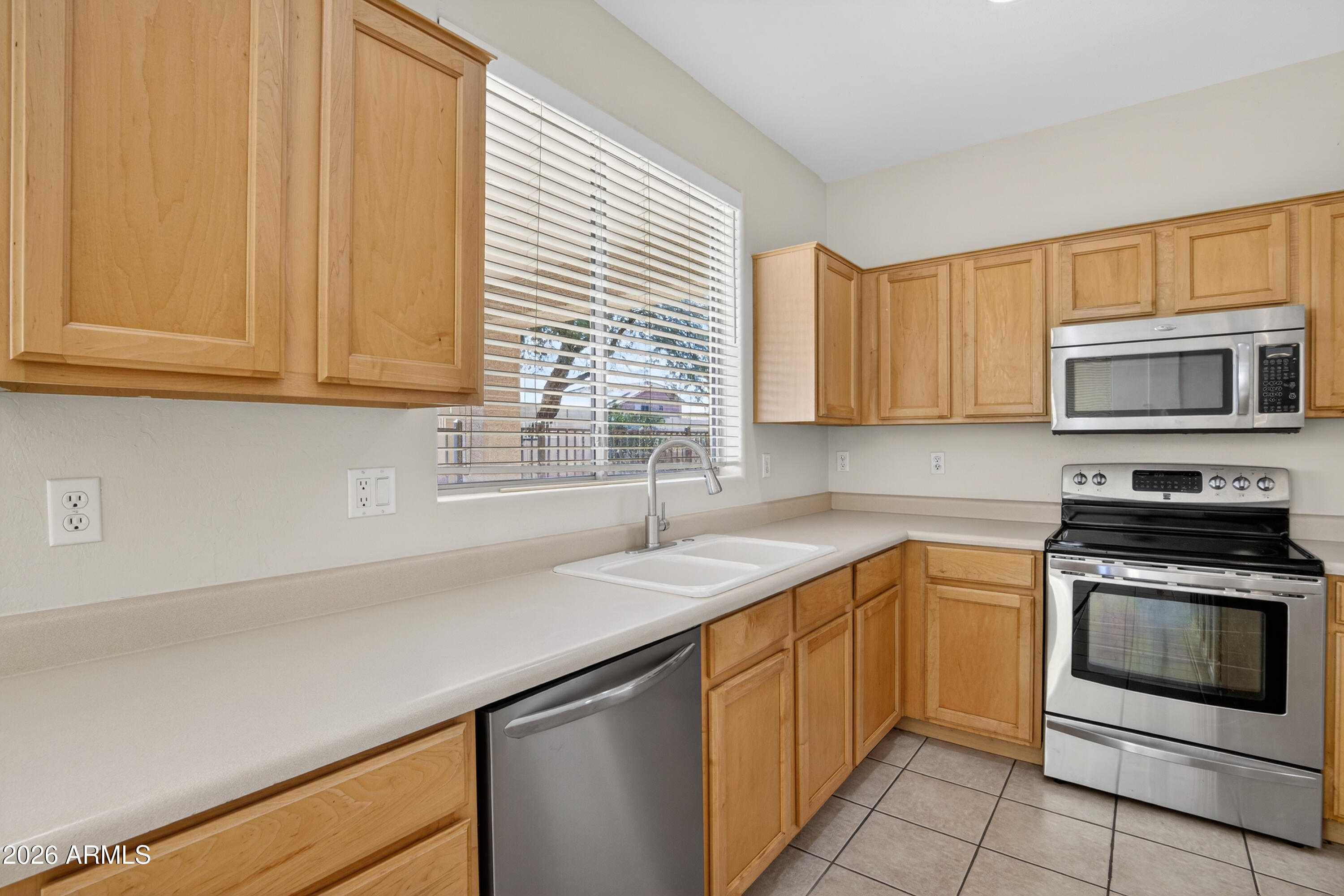 2333 West Carter Road Phoenix, AZ 85041 - Photo 26 of 64 20_025_a4m_hm