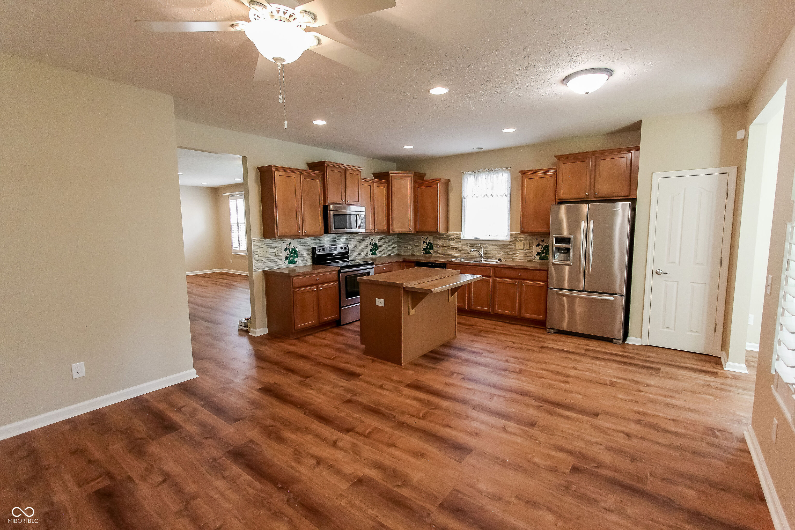 15935 Lambrusco Way Fishers, IN 46037 - Photo 24 of 52