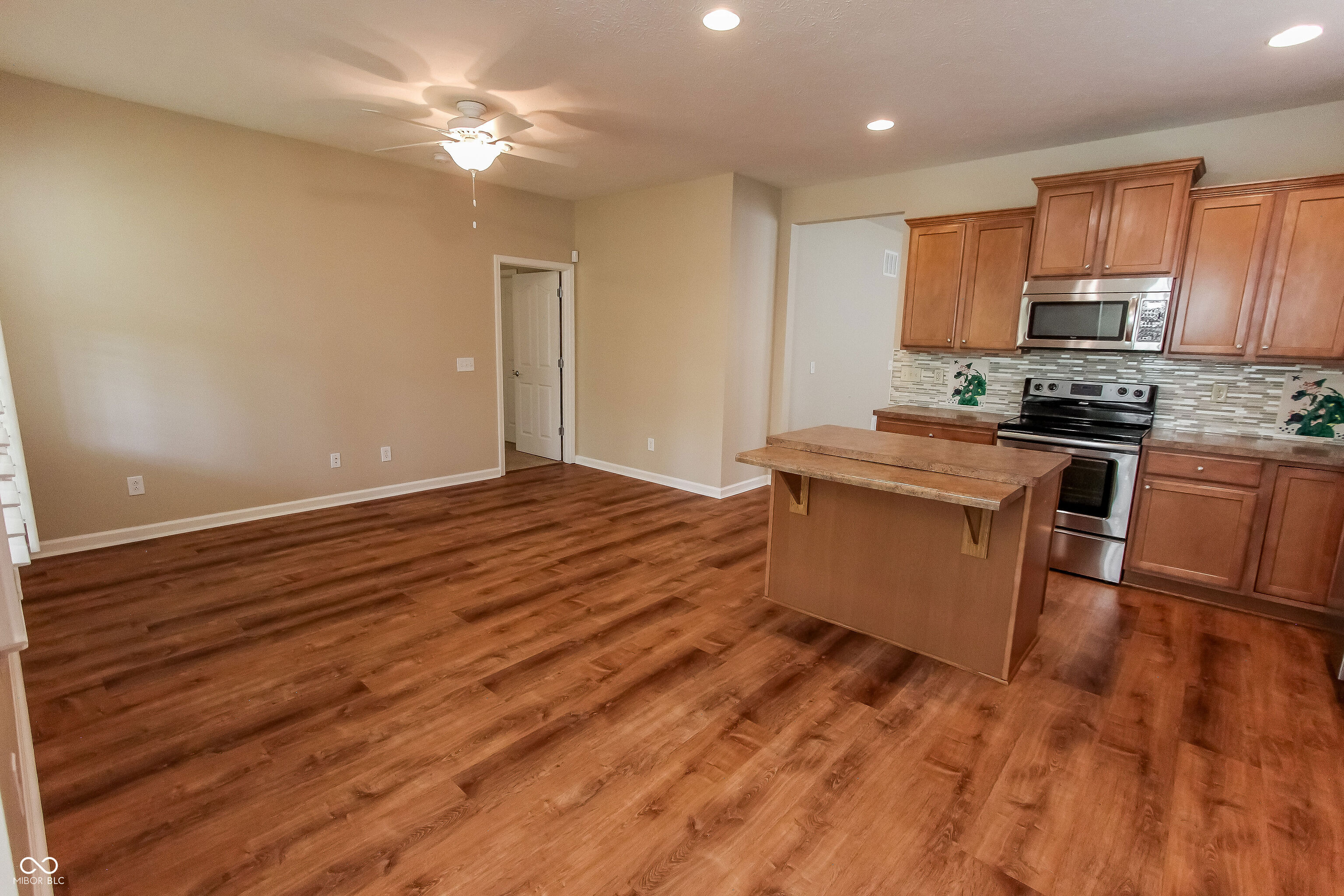 15935 Lambrusco Way Fishers, IN 46037 - Photo 27 of 52