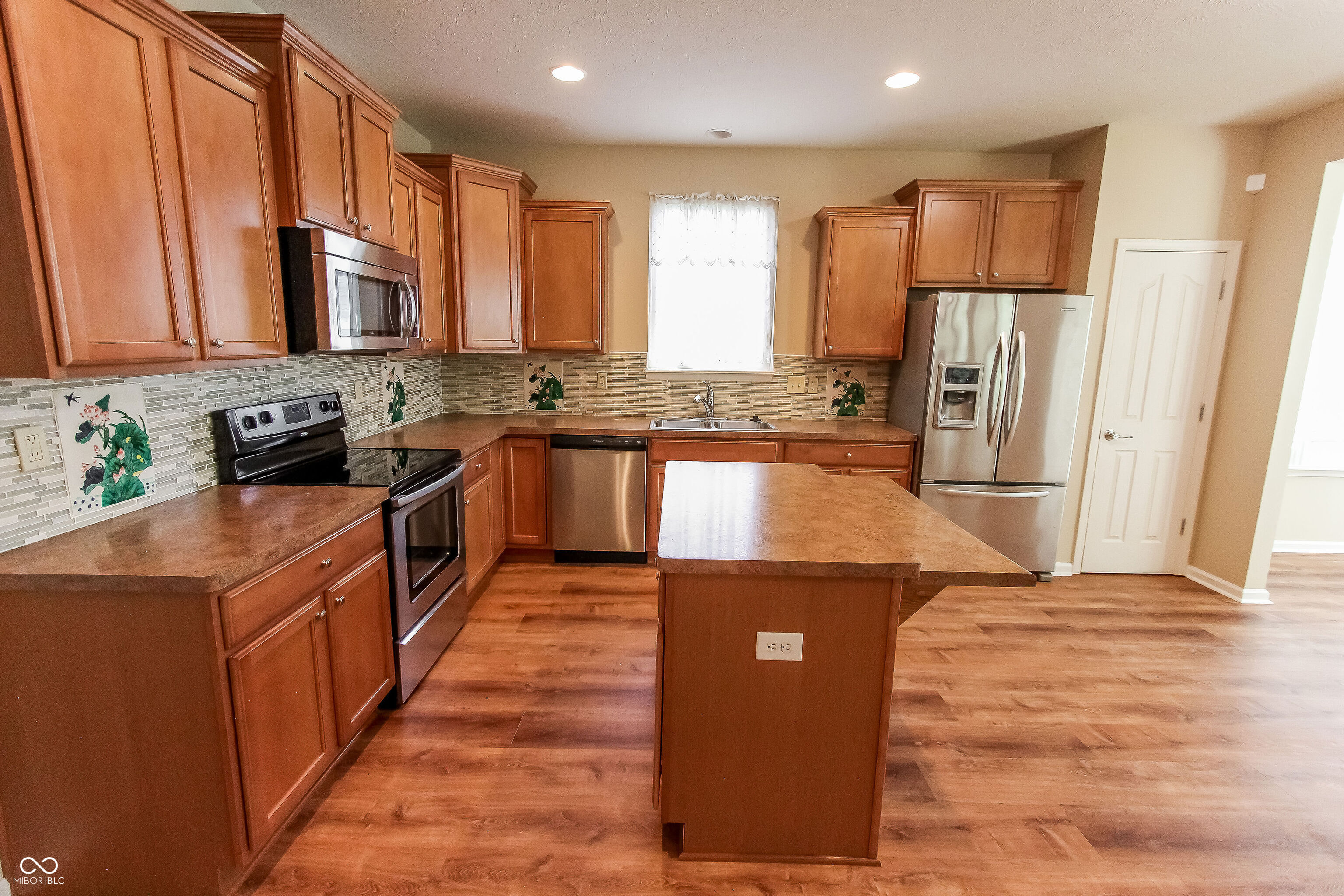 15935 Lambrusco Way Fishers, IN 46037 - Photo 28 of 52