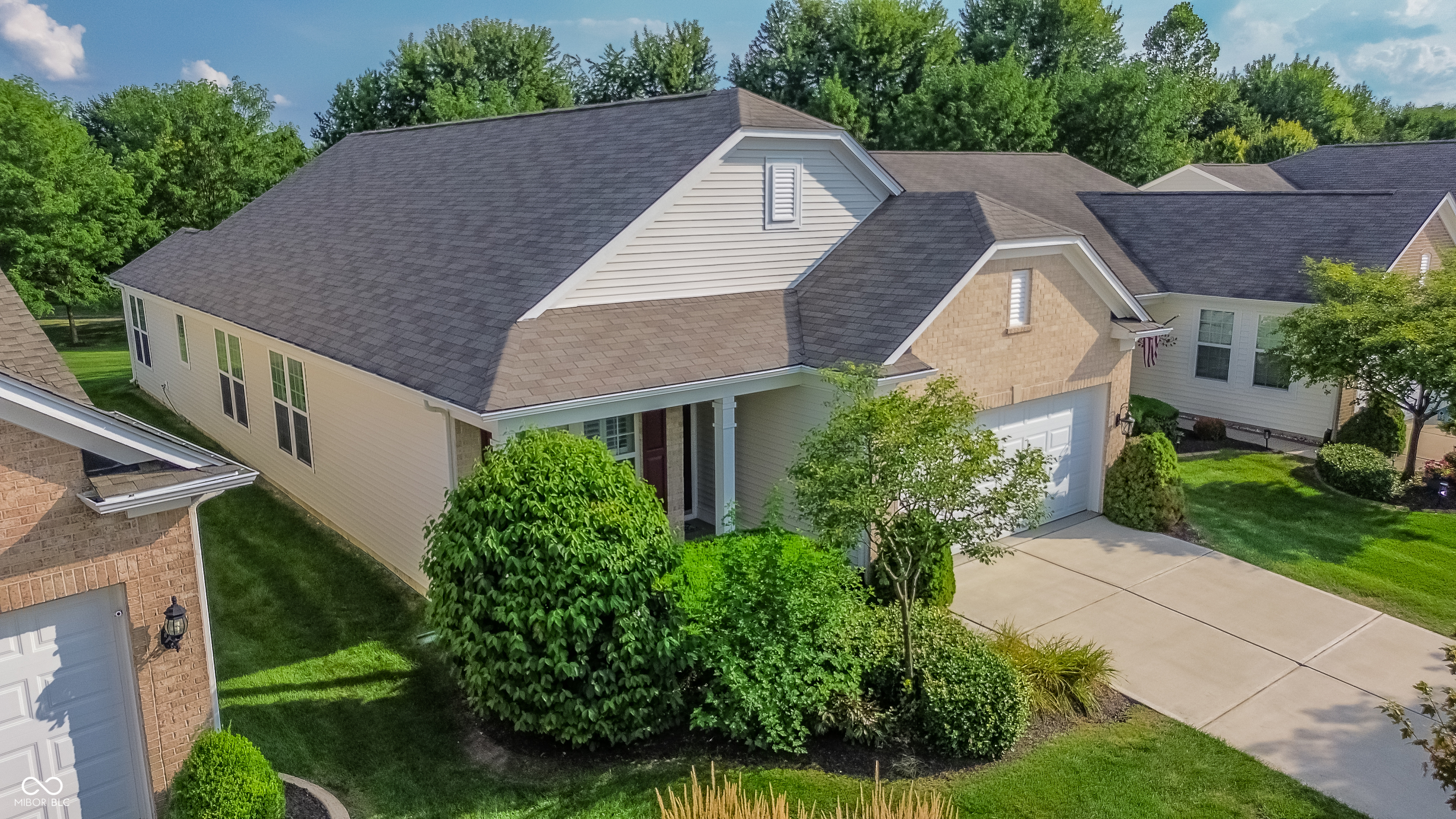 15935 Lambrusco Way Fishers, IN 46037 - Photo 3 of 52