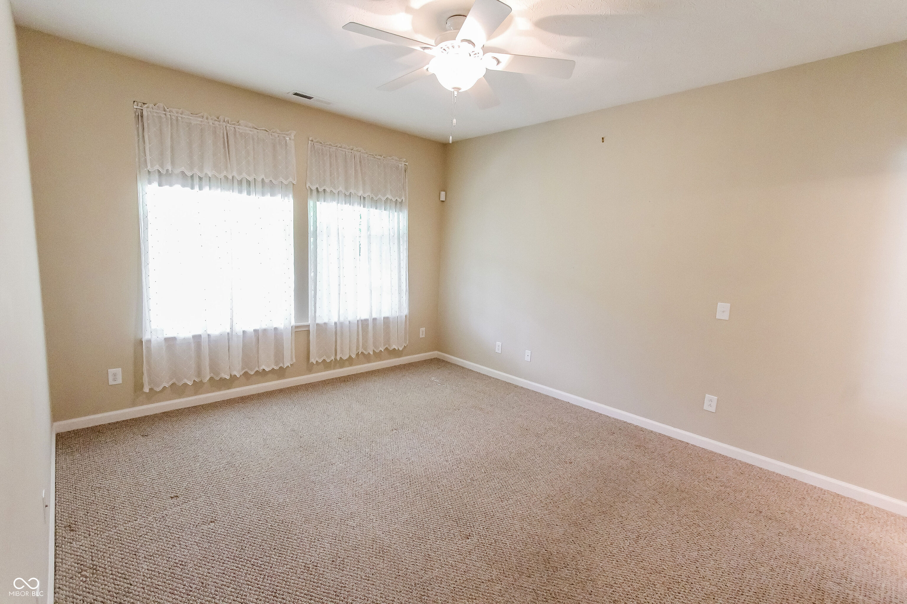 15935 Lambrusco Way Fishers, IN 46037 - Photo 33 of 52