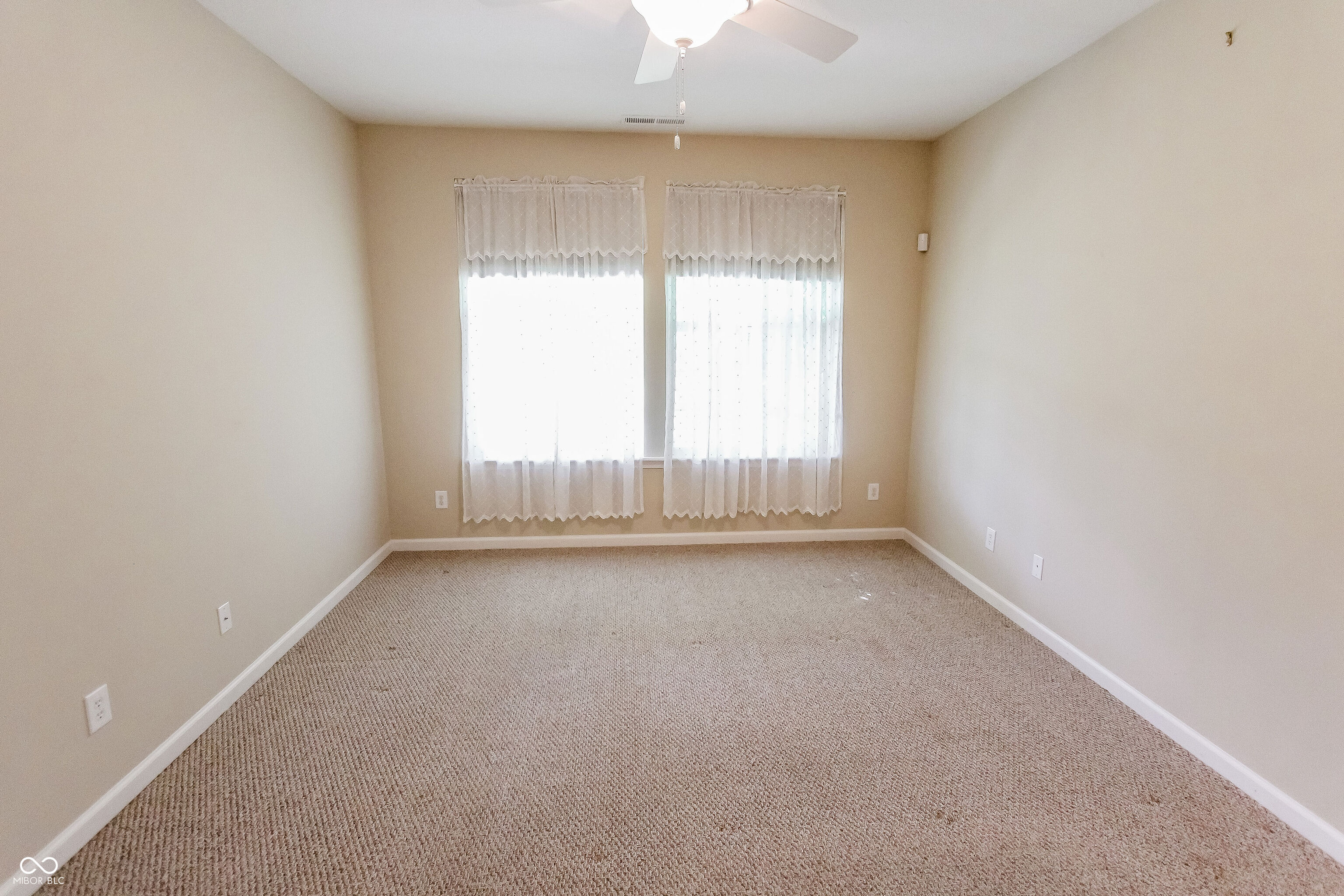 15935 Lambrusco Way Fishers, IN 46037 - Photo 34 of 52