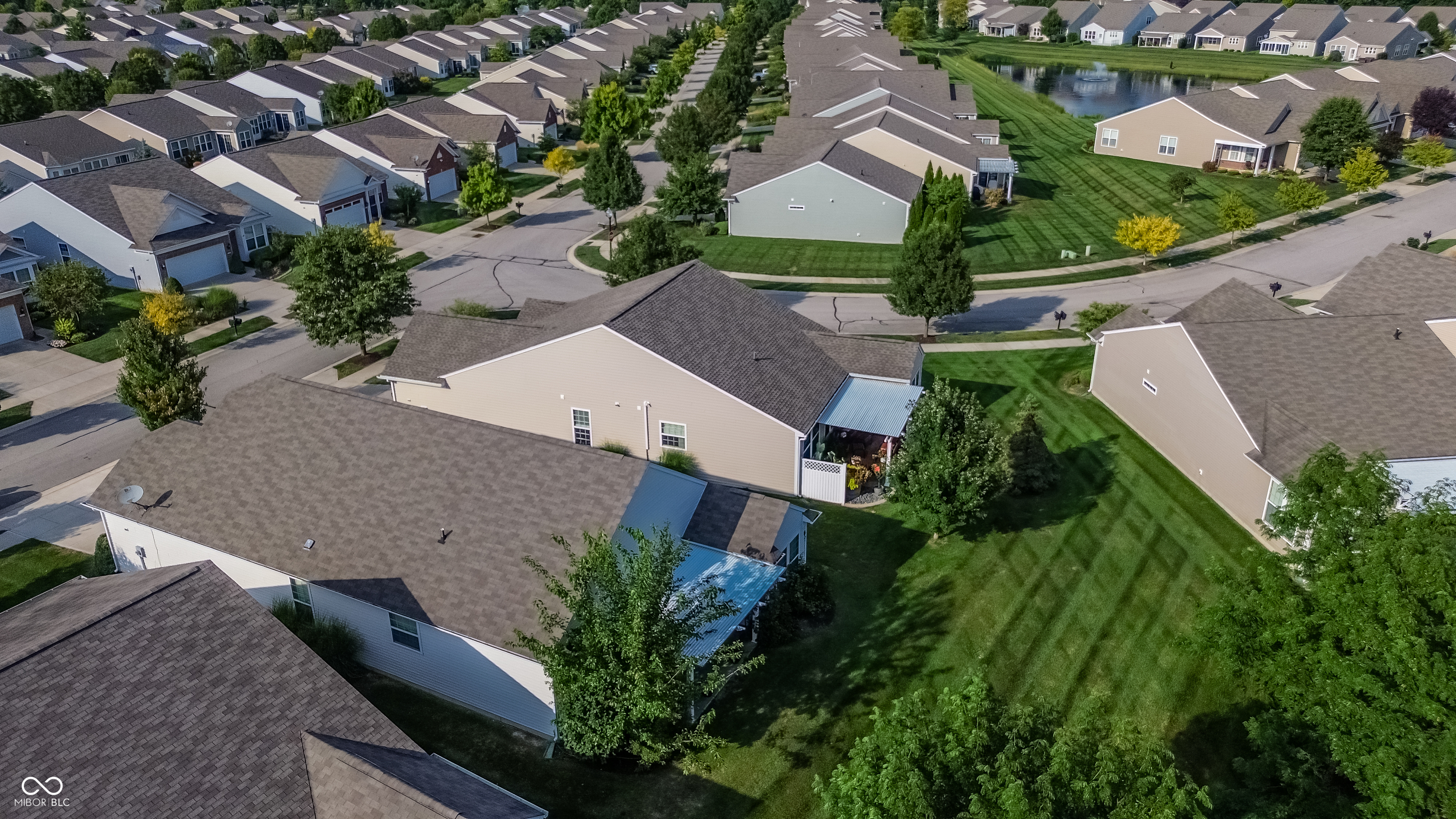 15935 Lambrusco Way Fishers, IN 46037 - Photo 5 of 52