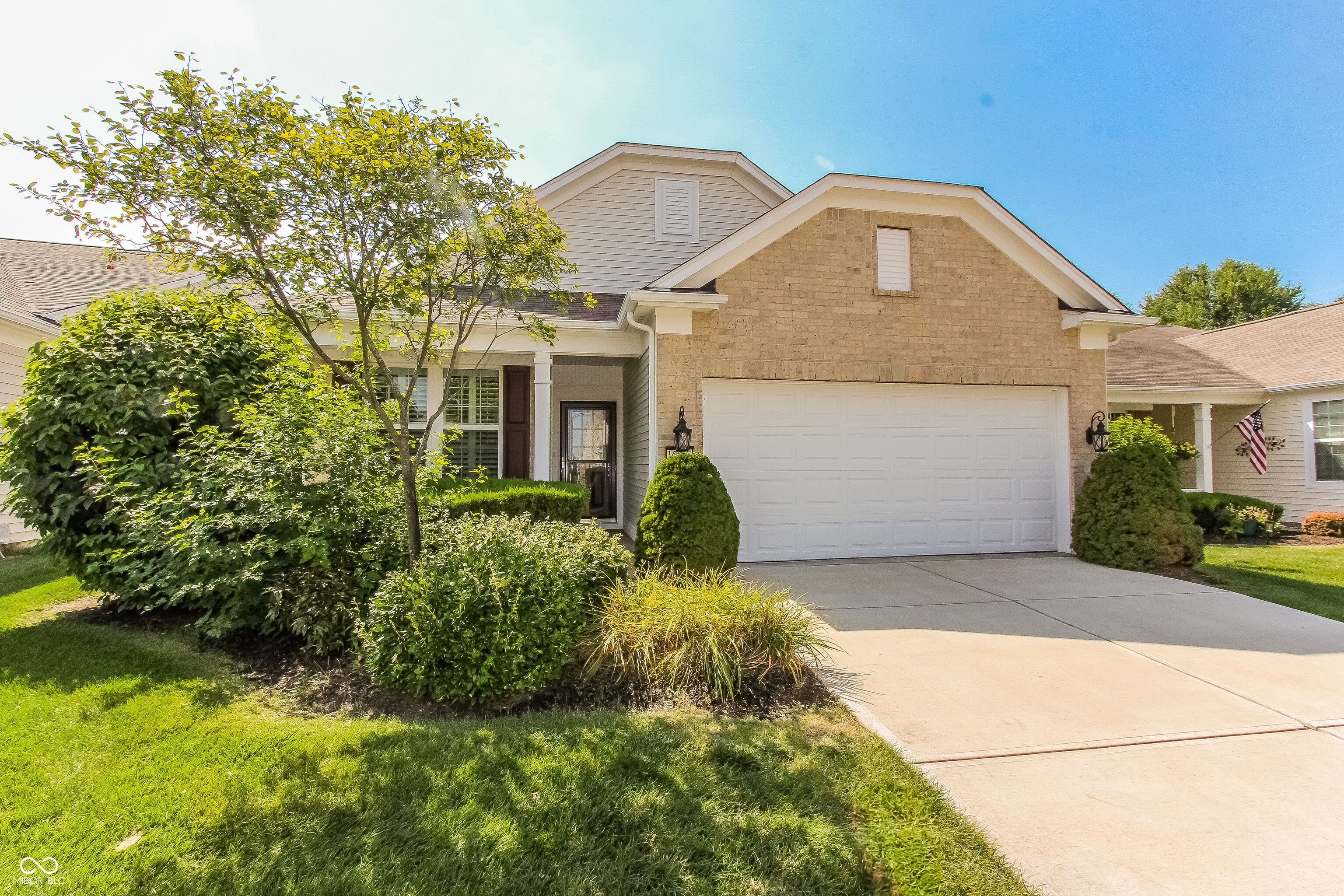 15935 Lambrusco Way Fishers, IN 46037 - Photo 10 of 52