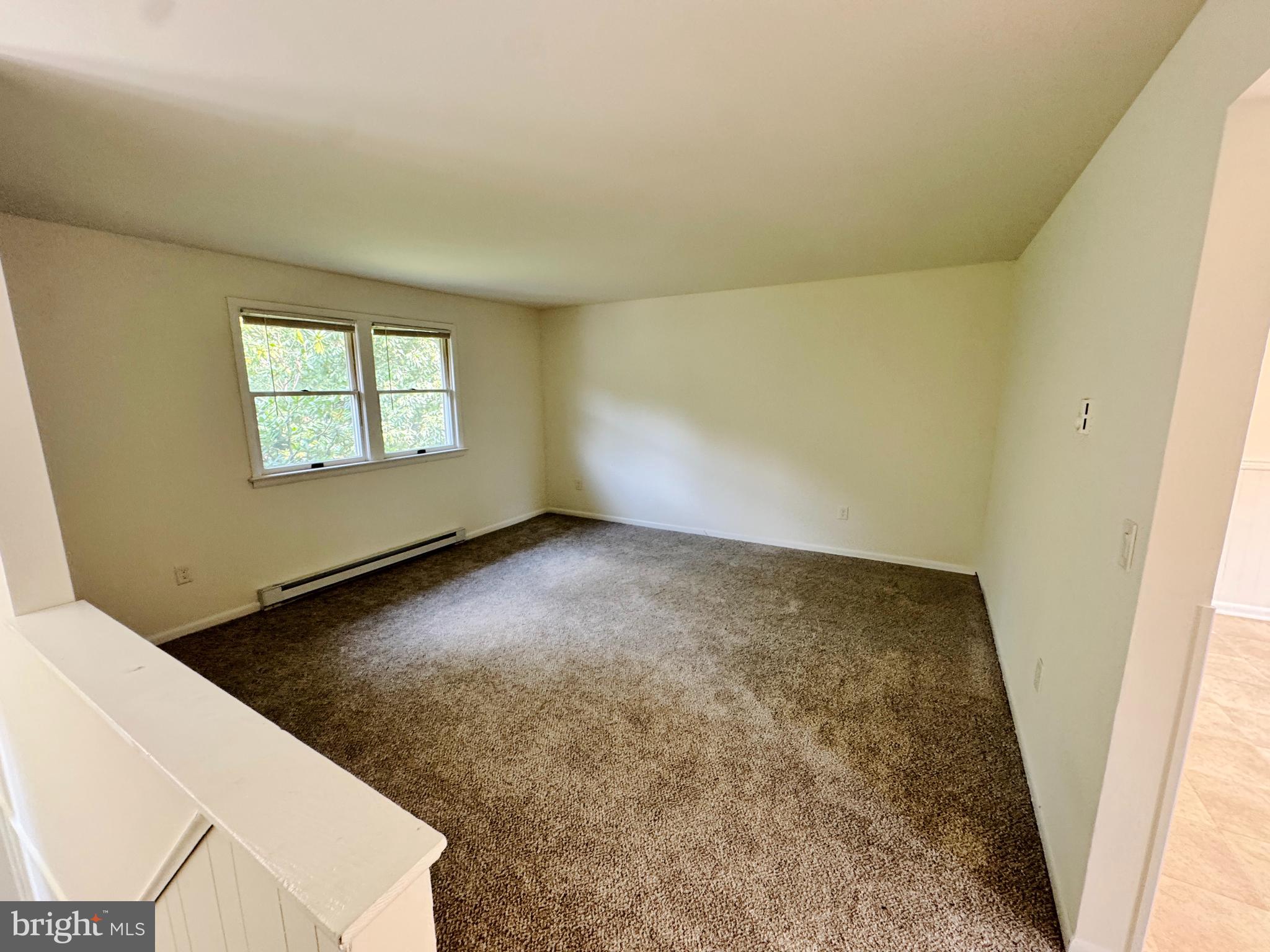 154 Niantic Road Barto, PA 19504 - Photo 13 of 33 an empty room with windows