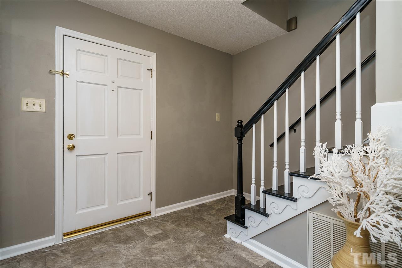 4500 Timberhurst Drive Raleigh, NC 27612 - Photo 6 of 25