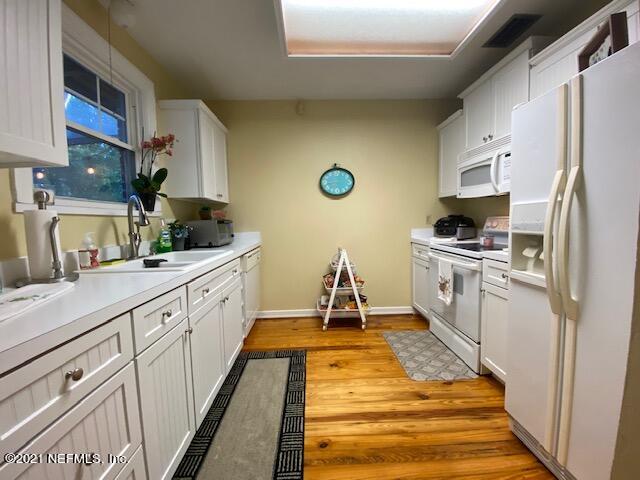 4121 Gadsden Road Jacksonville, FL 32207 - Photo 7 of 14 Gadsden Kitchen