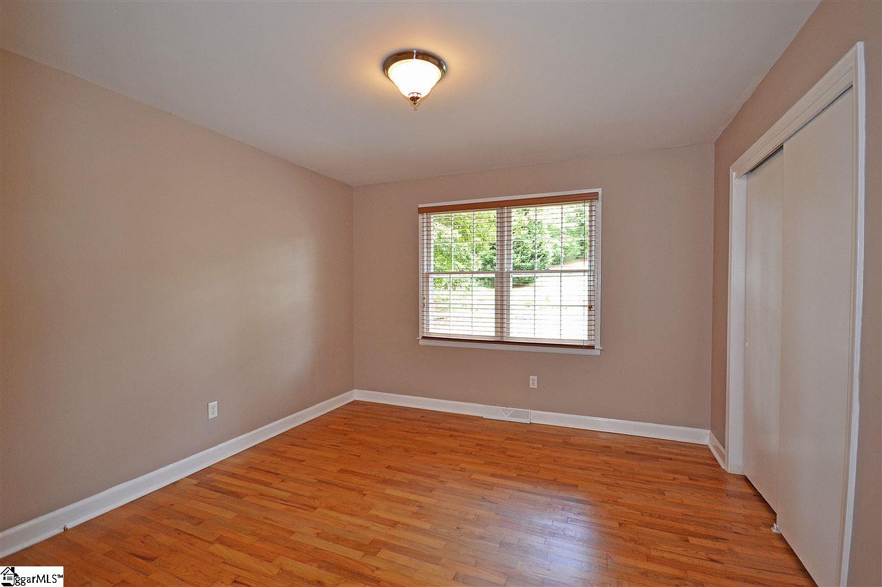 304 Taylors Road Taylors, SC 29687 - Photo 11 of 17 Gallery Image 11