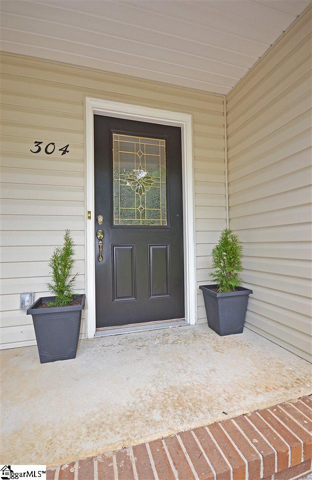 304 Taylors Road Taylors, SC 29687 - Photo 14 of 17 Gallery Image 14