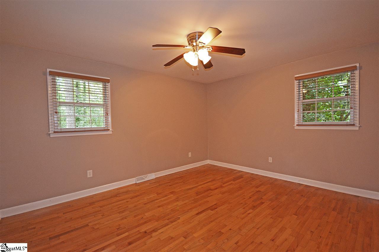 304 Taylors Road Taylors, SC 29687 - Photo 8 of 17 Gallery Image 8