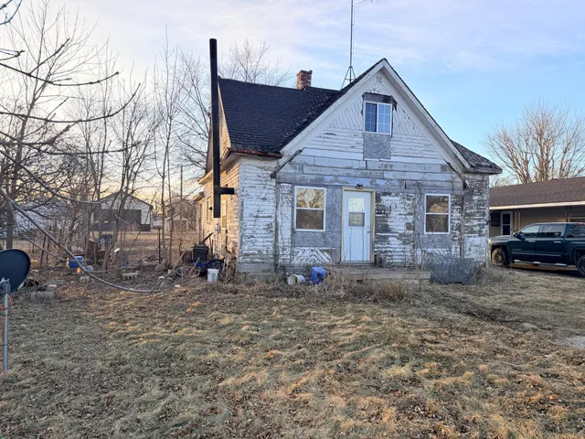 $20,000 | 361 Hansen Street, Iona, MN 56141