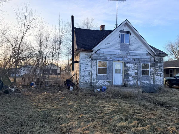 $20,000 | 361 Hansen Street, Iona, MN 56141