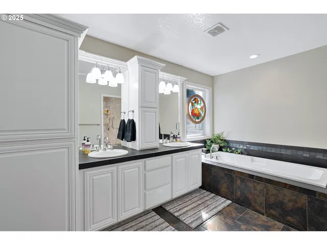 $1,249,000 | 36607 Southeast Tracy Road, Estacada, OR 97023