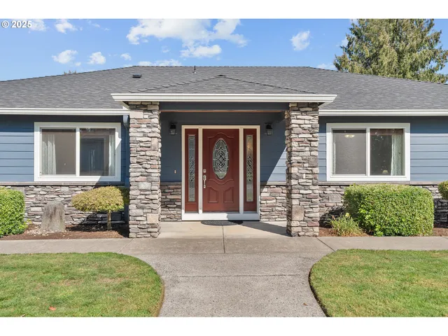 $1,249,000 | 36607 Southeast Tracy Road, Estacada, OR 97023