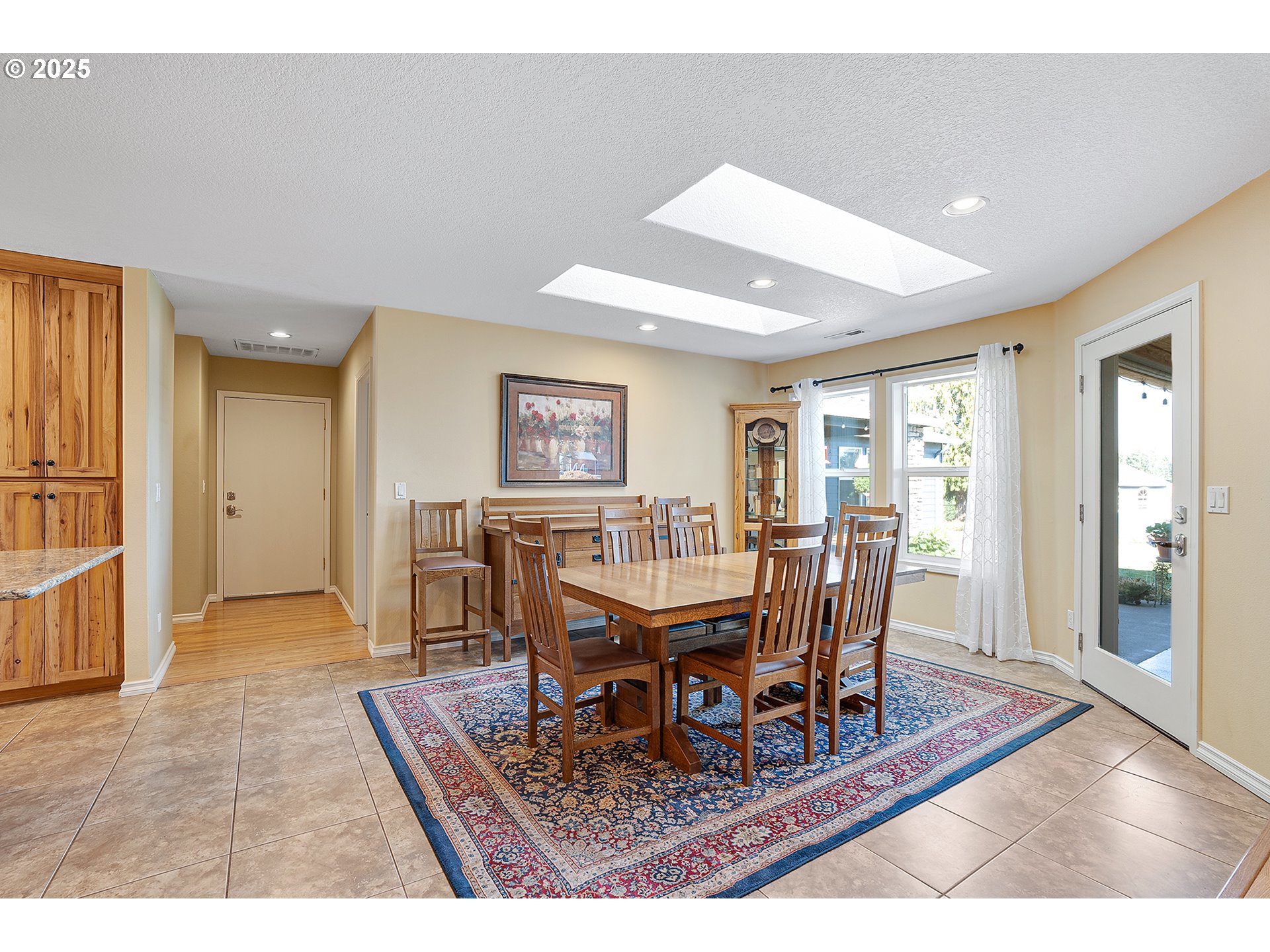 36607 Southeast Tracy Road Estacada, OR 97023 - Photo 8 of 48 Dining Area