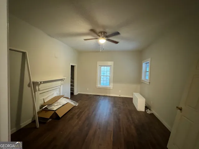 $1,300 | 18 South Broad Street, Covington, GA 30014