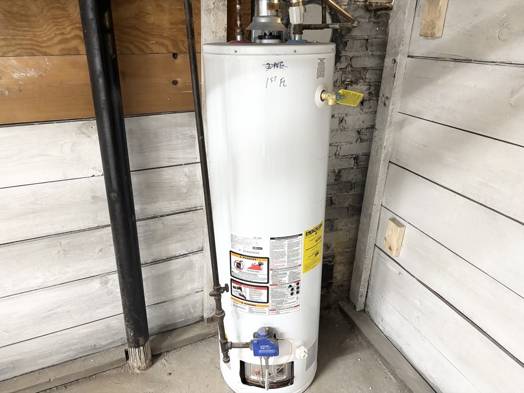 73 Dent Street, Unit 2 Boston, MA 02132 - Photo 36 of 41