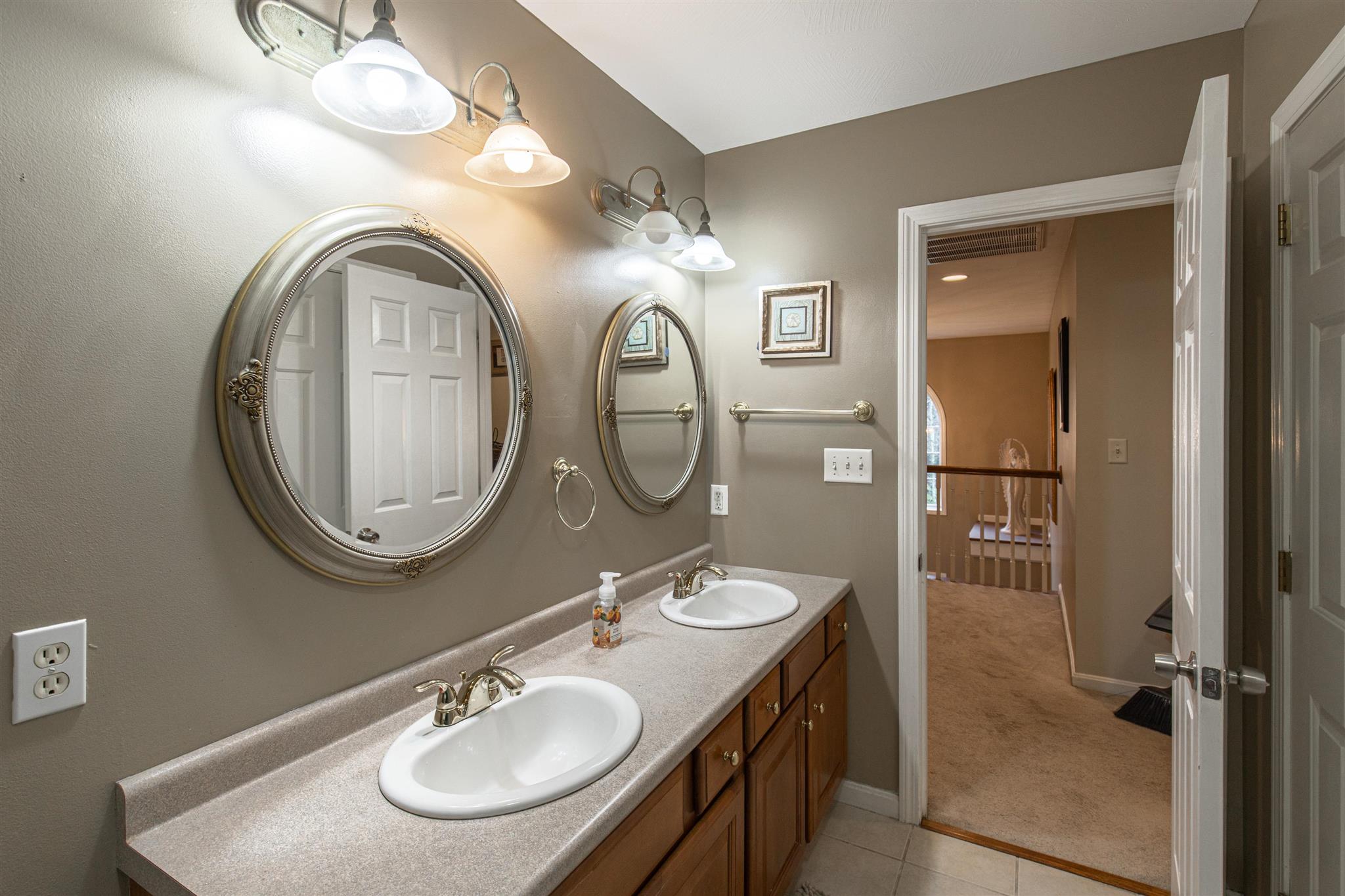 99 Fiddlehead Lane Chester, NH 03036 - Photo 29 of 40 Gallery Image 29