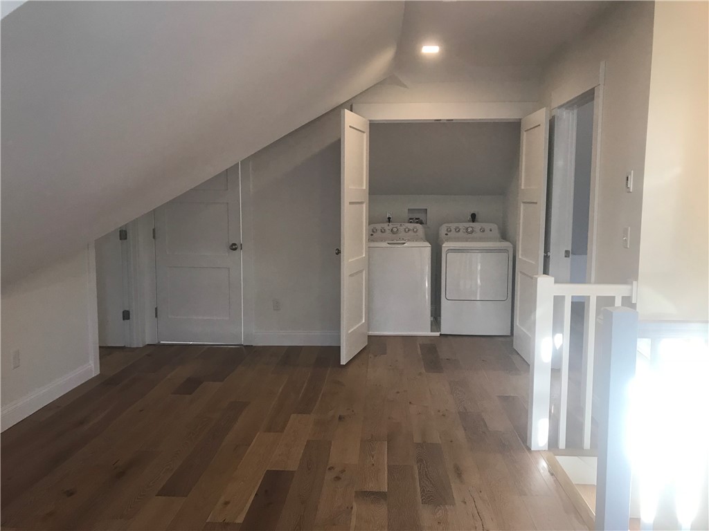 445 Broadway, Unit B Newport, RI 02840 - Photo 12 of 28