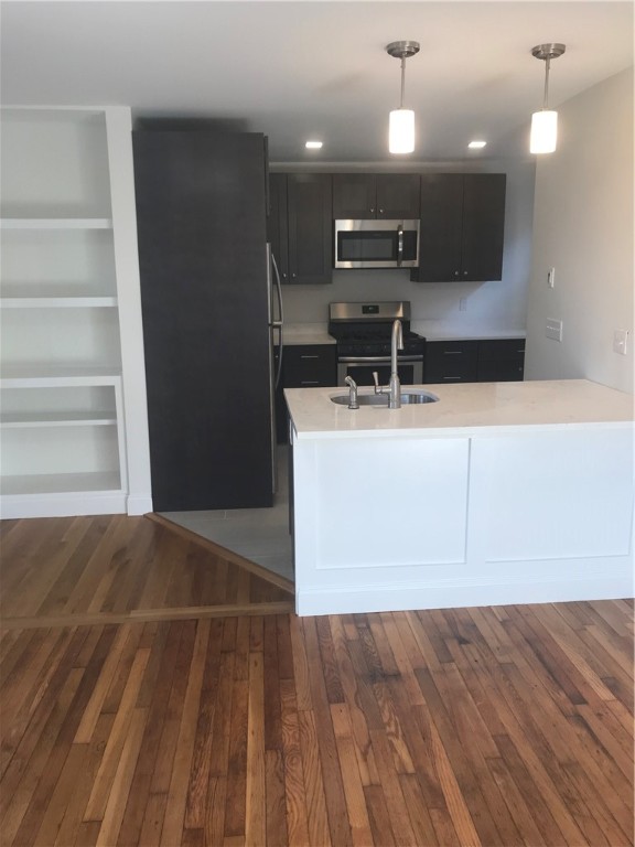 445 Broadway, Unit B Newport, RI 02840 - Photo 5 of 28