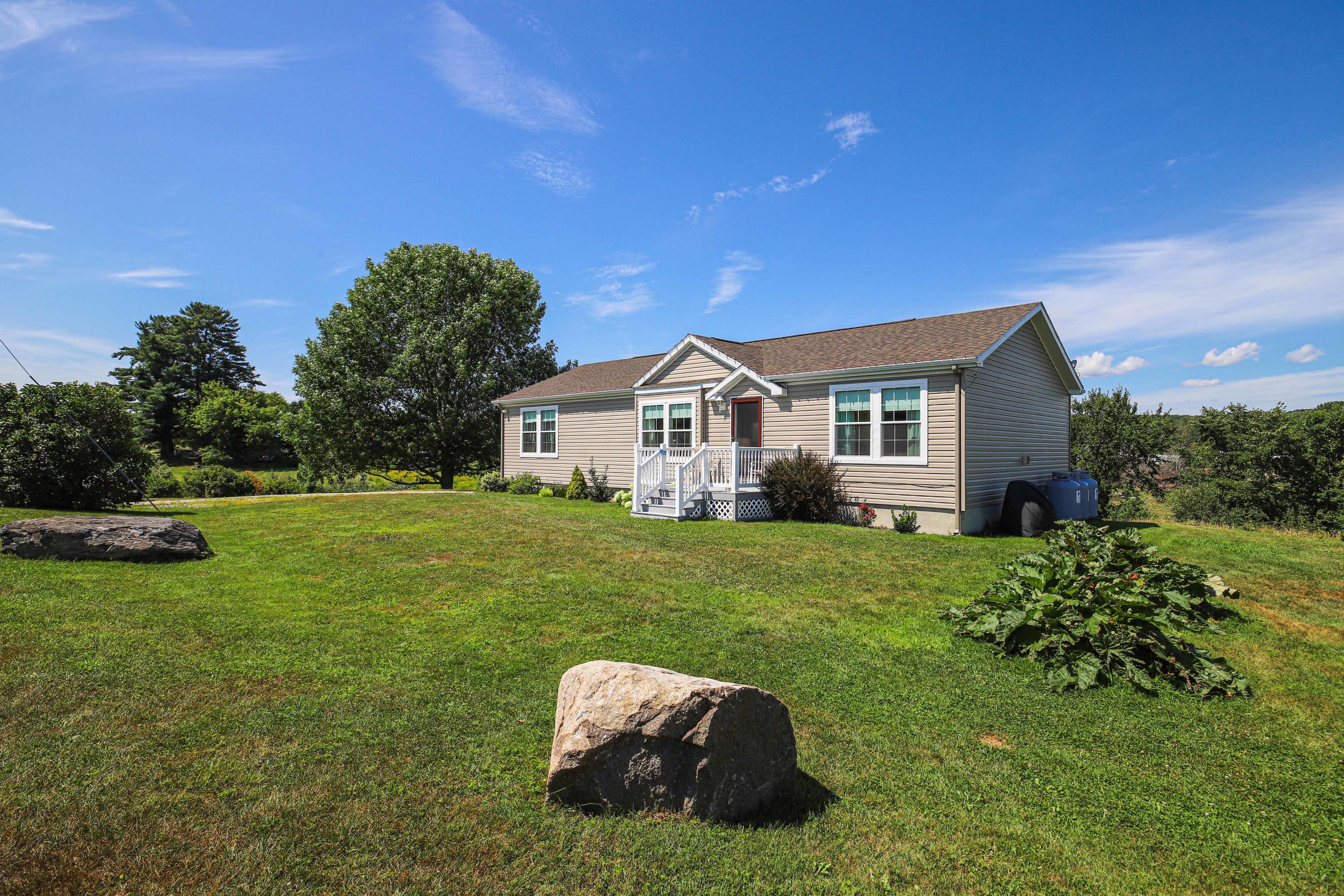 900 Gardiner Road Wales, ME 04280 - Photo 1 of 41 900 Gardiner Rd Wales 1