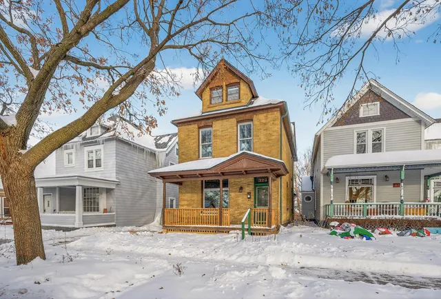 $350,000 | 323 West Michigan Street, St. Paul, MN 55102