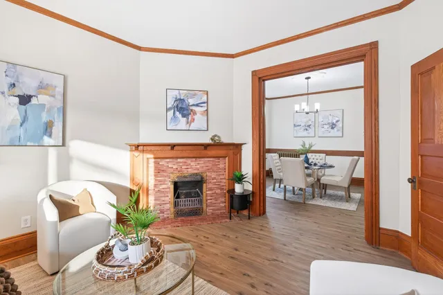 $350,000 | 323 West Michigan Street, St. Paul, MN 55102