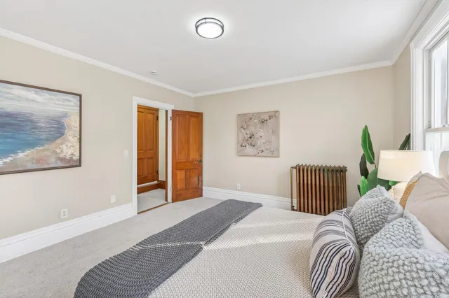 $350,000 | 323 West Michigan Street, St. Paul, MN 55102