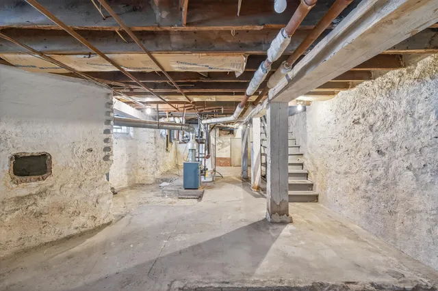 $350,000 | 323 West Michigan Street, St. Paul, MN 55102