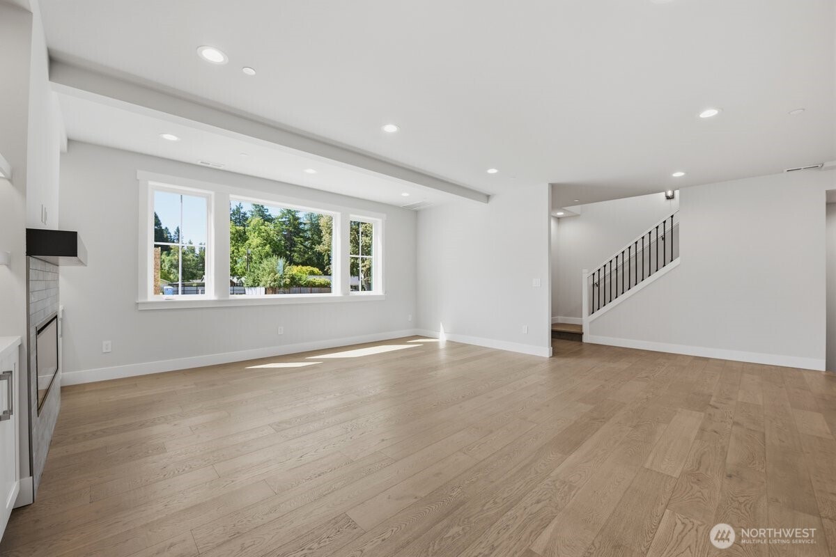 8525 230th Place Southwest, Unit 11 Edmonds, WA 98026 - Photo 10 of 39 Gallery Image 10