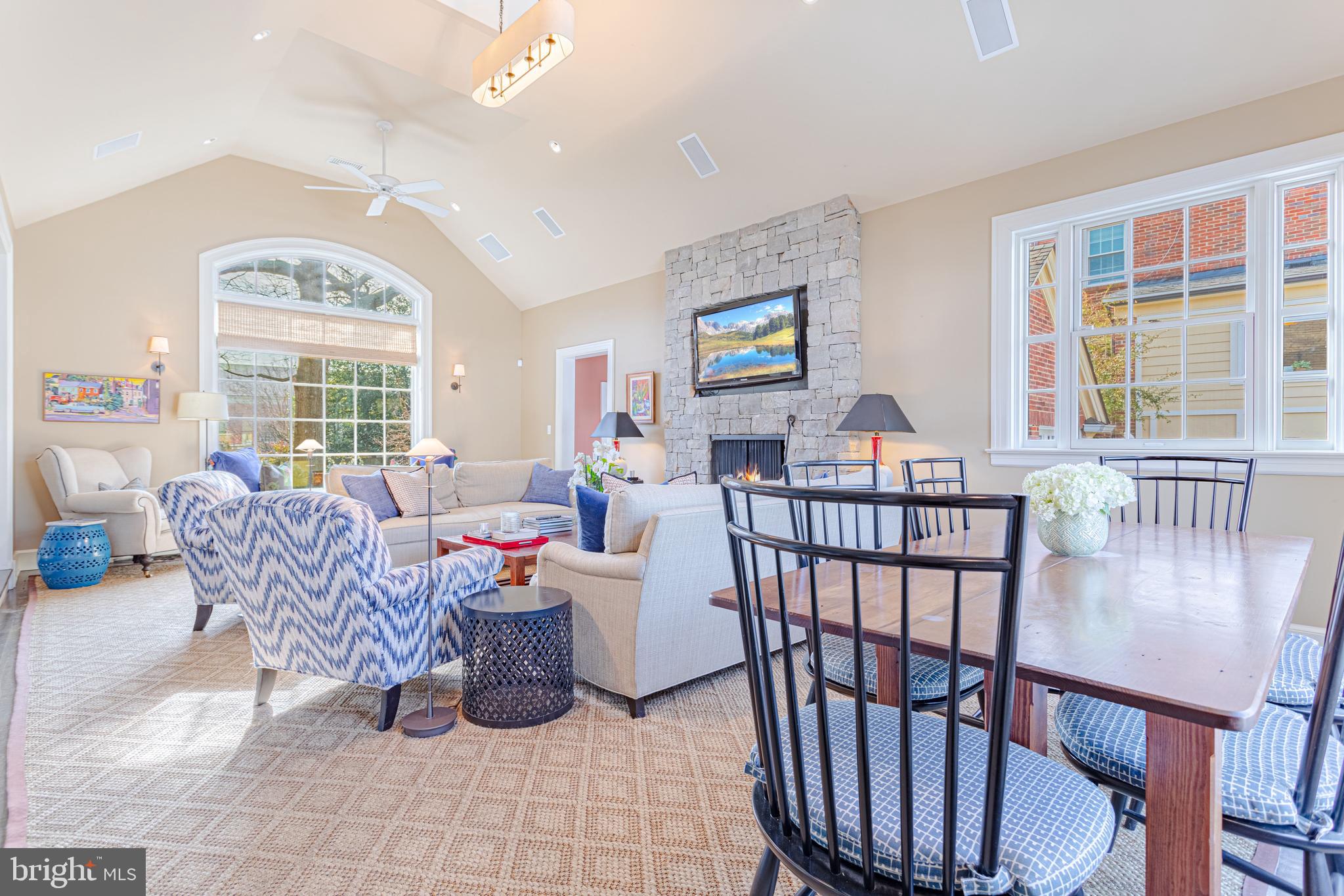 712 West Braddock Road Alexandria, VA 22302 - Photo 11 of 68 Recreation room off-kitchen